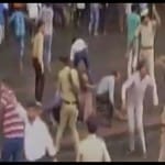 police Lathi charge on Textile trader in surat who protesting agisnt GST