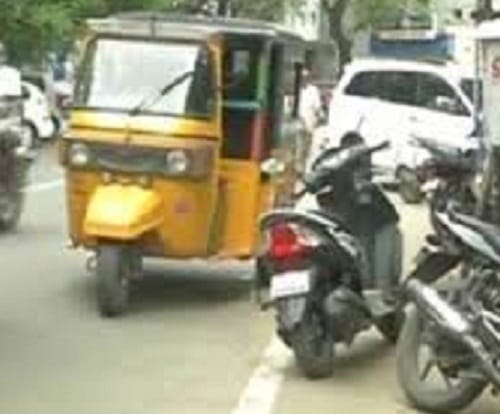 Coimbatore auto driver Karuppusamy gives free ride to pregnant women and kids