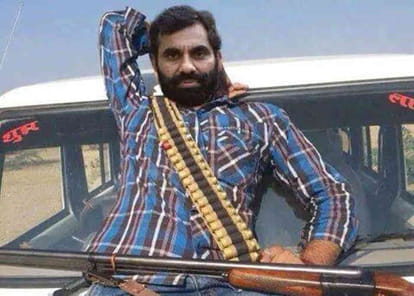 Police seal the passage of gangster village in rajasthan