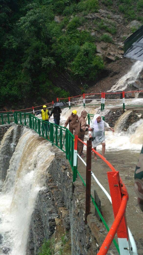 heavy rain in char dham yatra route