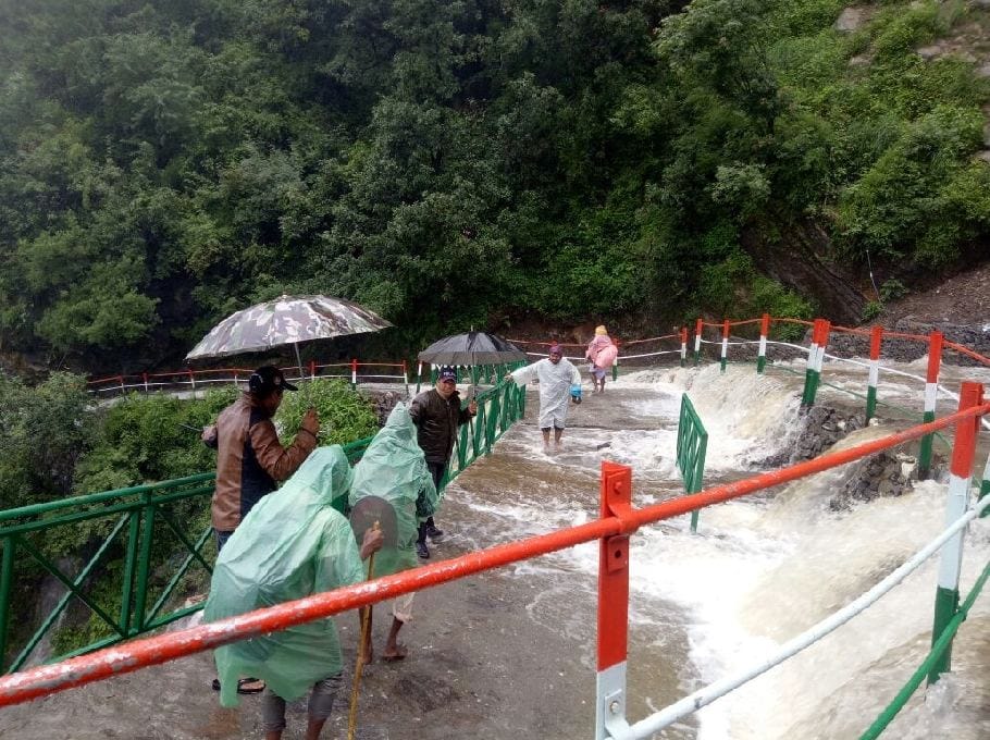 very heavy rain in Kedarnath yatra route