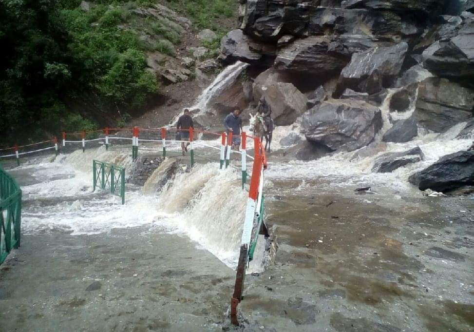 very heavy rain in Kedarnath yatra route