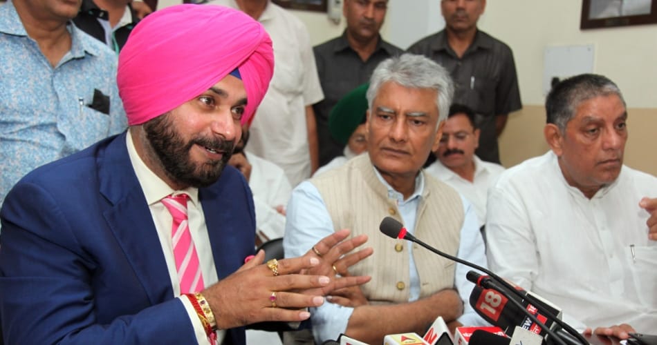Good Bye 2018, New Year 2019, Navjot Sidhu Controversy, Kartarpur Corridor
