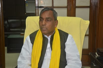 minister rajbhar will meet cm yogi about ghazipur dm matter