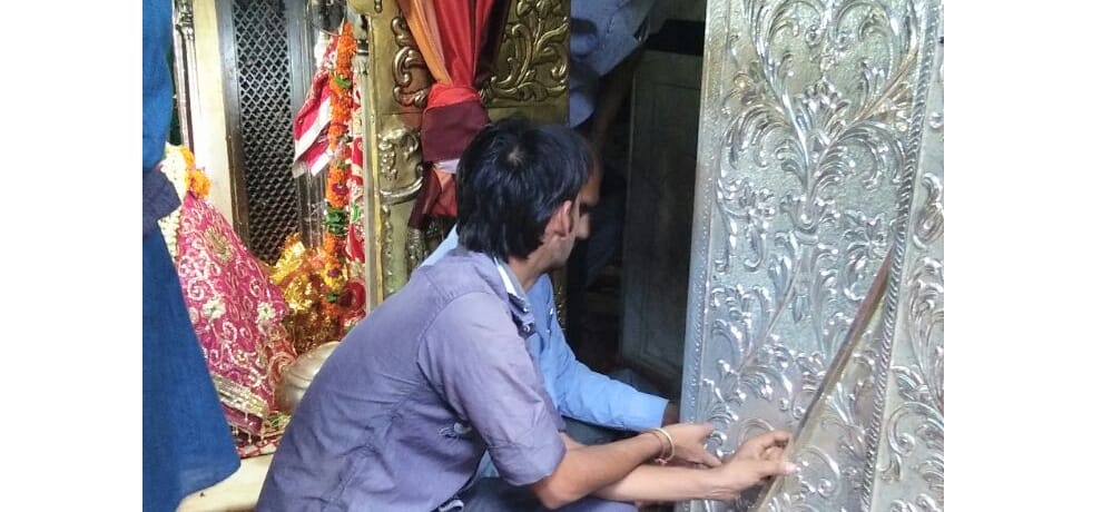 Chintpurni Devi Temple decorated with two hundred kg silver worth 90 lakhs rupee
