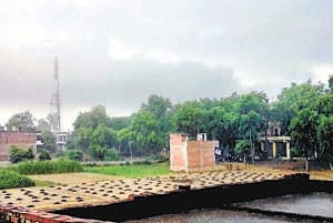 heavy raining at kaushambi