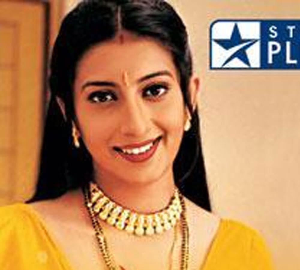 Kyunki Saas Bhi Kabhi Bahu Thi 17 years Smriti Irani shares pic Ekta shares emotional message