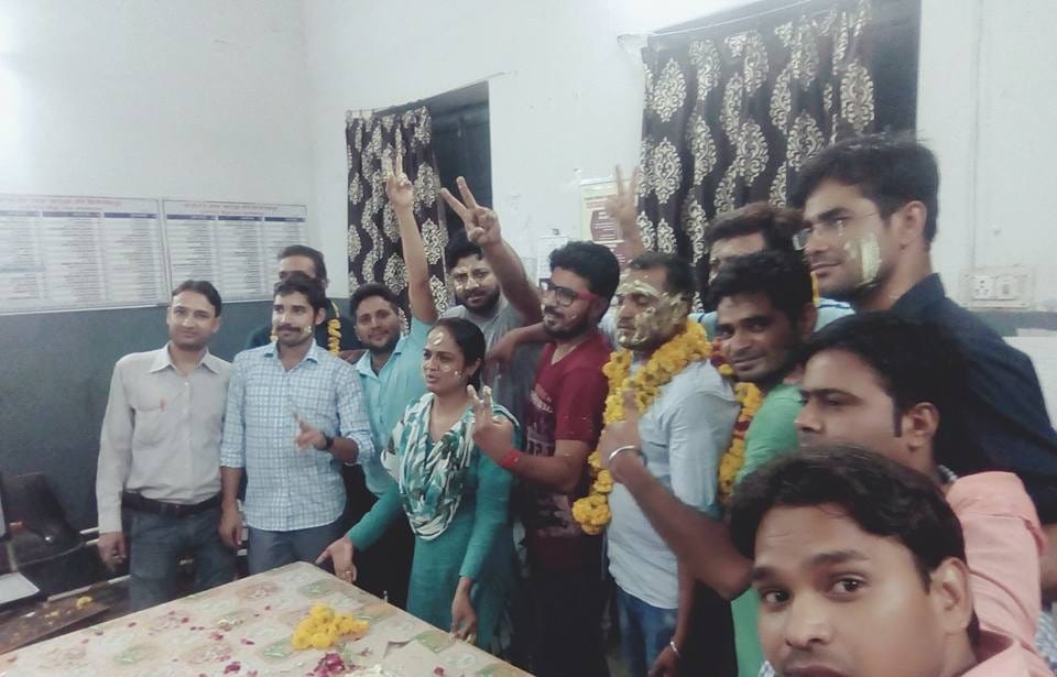 nurse celebrated birthday party in an isolation ward of jln hospital ajmer