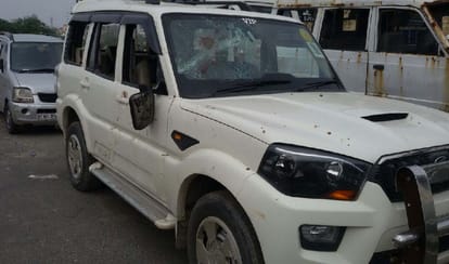 attack on ex councilor of delh five arrested