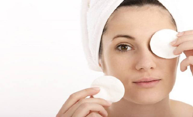  do not use make up to hide  the dark circle follow these home remedies
