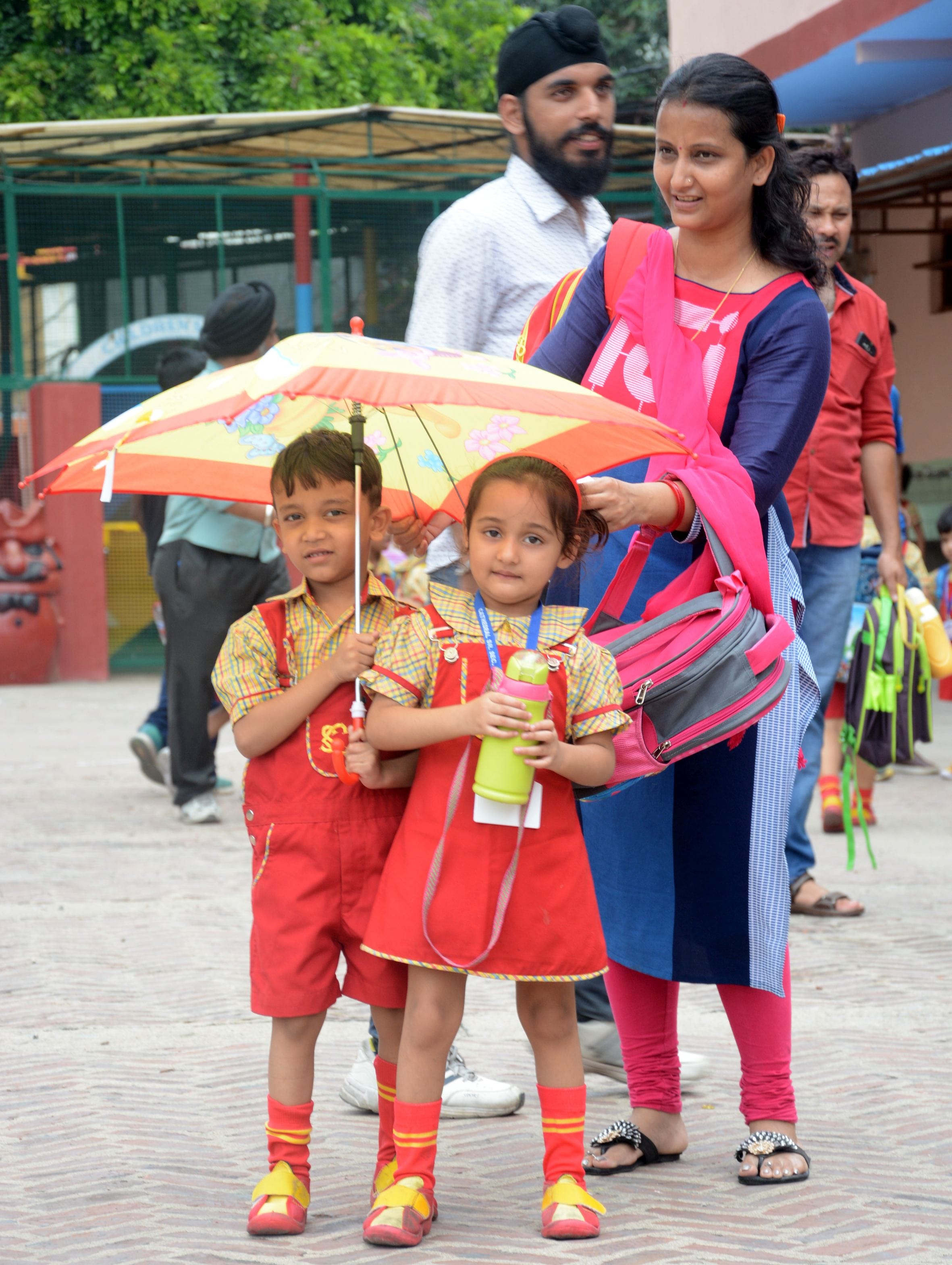 expressions of kids after reopen of schoosl in lucknow