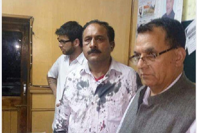 MC Shimla Counsellor Sanjay Parmar Attacked by Unknown Person.