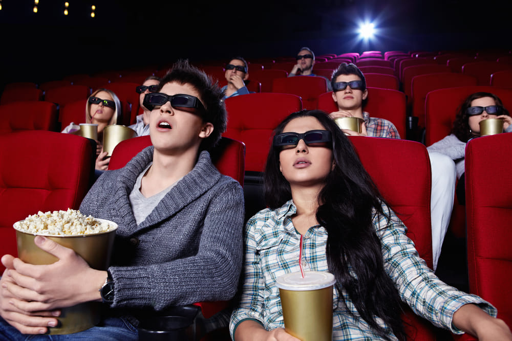 If you are fond of watching 3d movies then be careful,it can affect your health