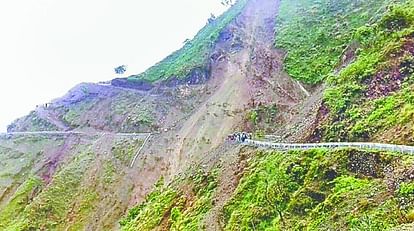 उत्तराखंड: ISRO की रिपोर्ट में खुलासा...देश में रुद्रप्रयाग और टिहरी जिले को भूस्खलन से सबसे अधिक खतरा भूस्खलन