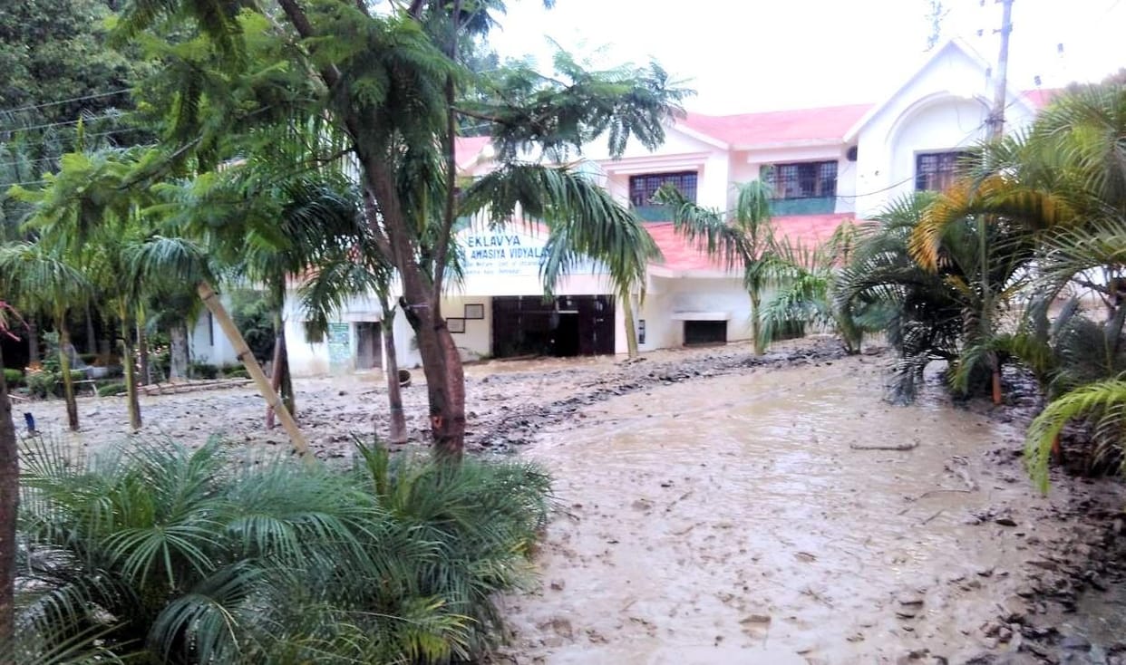 debris in kalasi school 