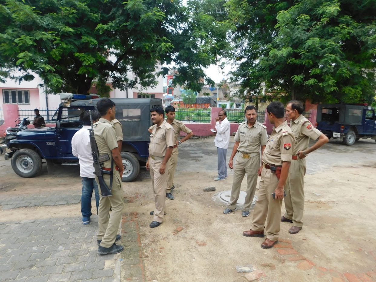 प्रेमिका की हत्या कर जेवर लूटे