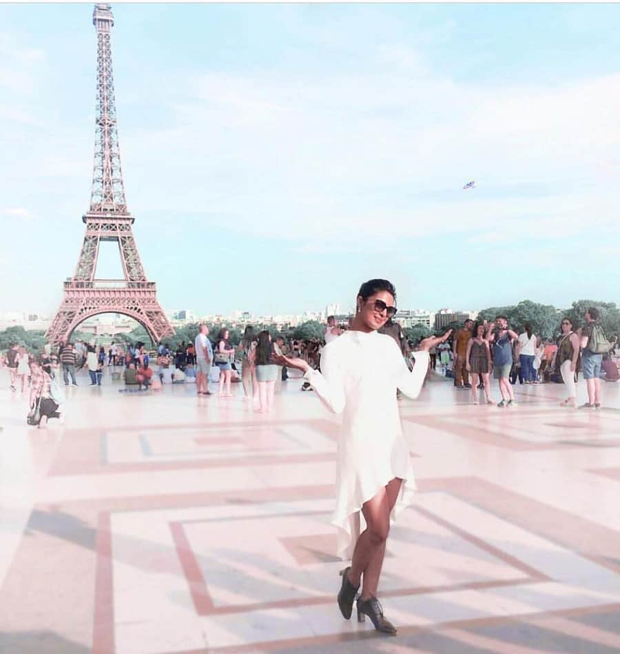 priyanka chopra at paris fashion week with armani naomiwatts sophia loren kate winslet