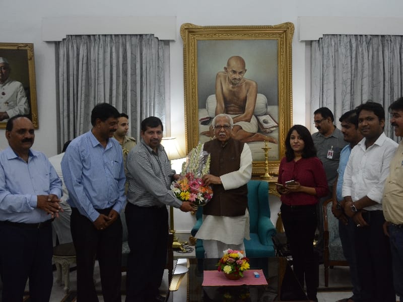 governor ram naik praises Amar Ujala My City App.