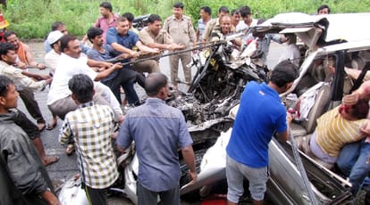 Driver took a nap, nine life ends, see photos