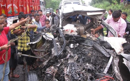 Driver took a nap, nine life ends, see photos