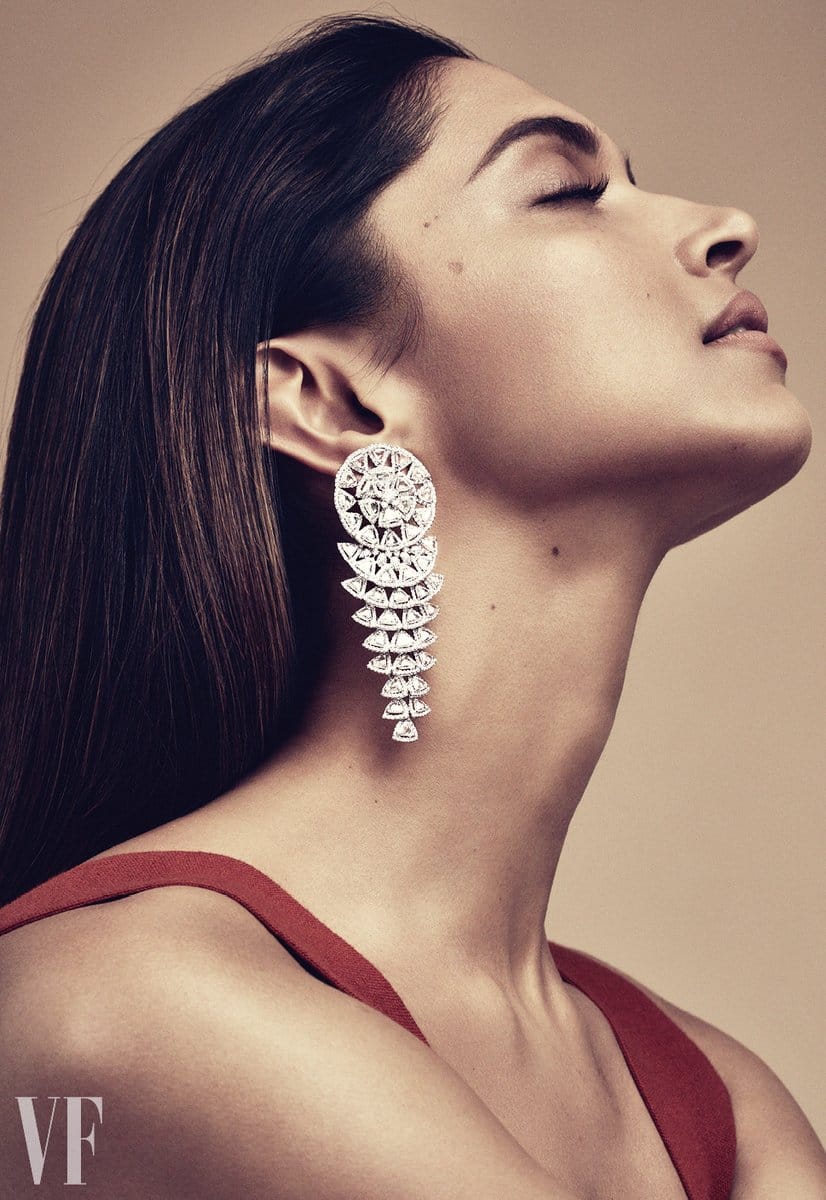 Deepika Padukone Sizzles In Her Latest Jewellery Photoshoot