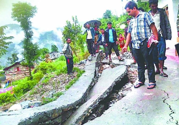 Many houses in Pithoragarh district came under threat