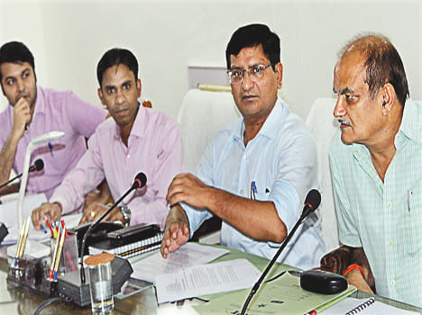 Commissions tax on slowdown in GST prevented Joint Commissioner's salary