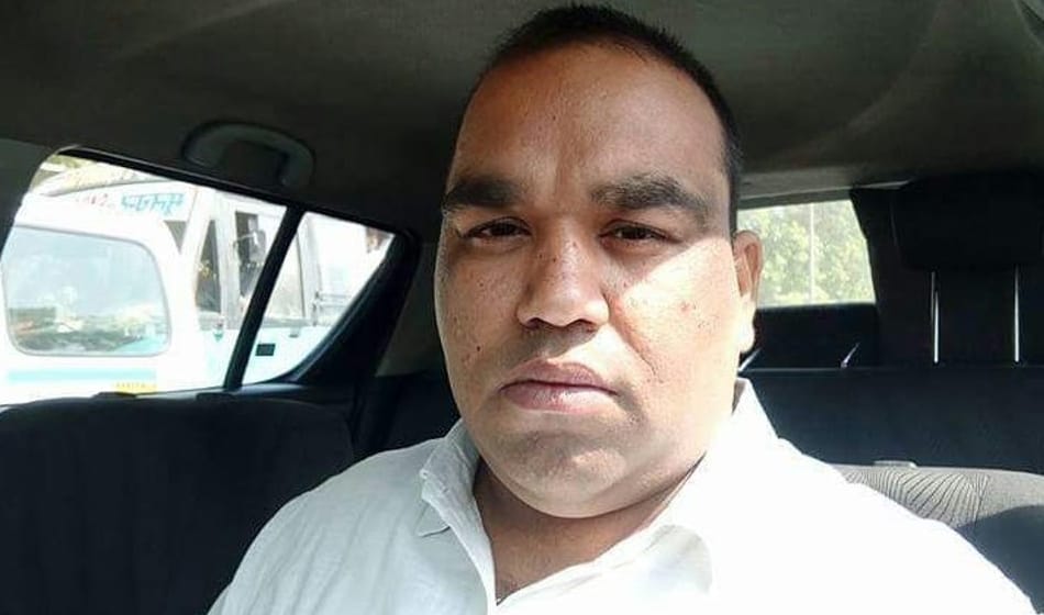 mobile looters were clicking photos which was being saved in google that send them to jail