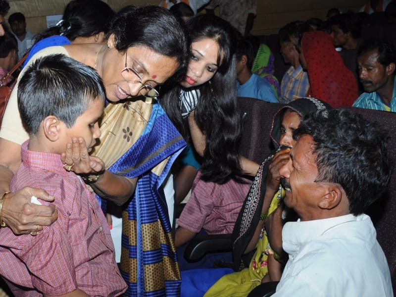 missing children meet to their parents.