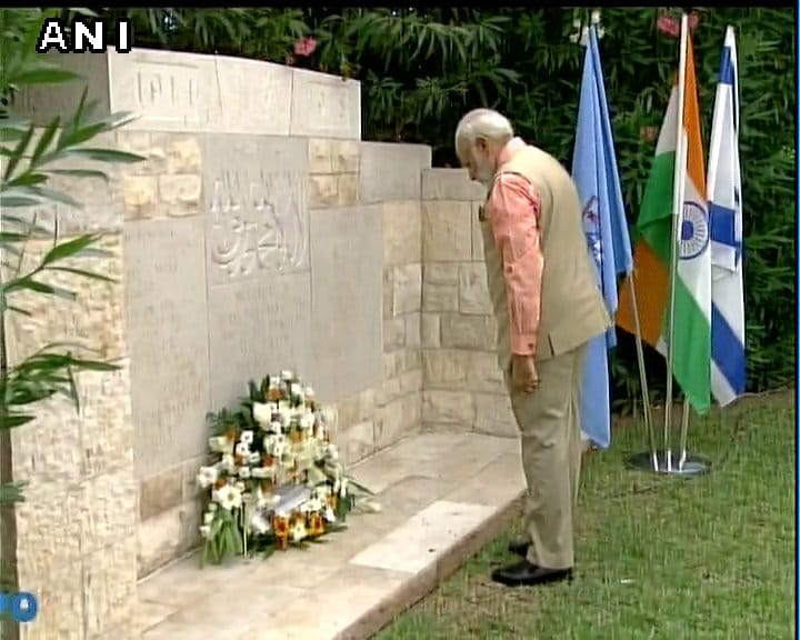 PM Modi pays tribute at cemetery for Indian soldiers of WWI in Haifa, see photos