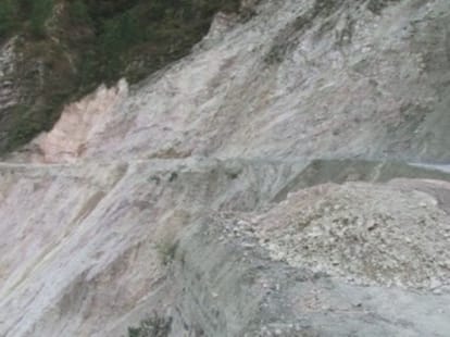 ex cm ramesh pokhariyal nishank narrow escape from landslide