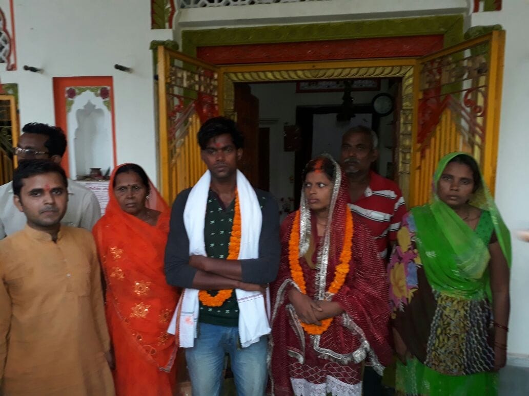 Azamgarh Wedding in temple with police help 