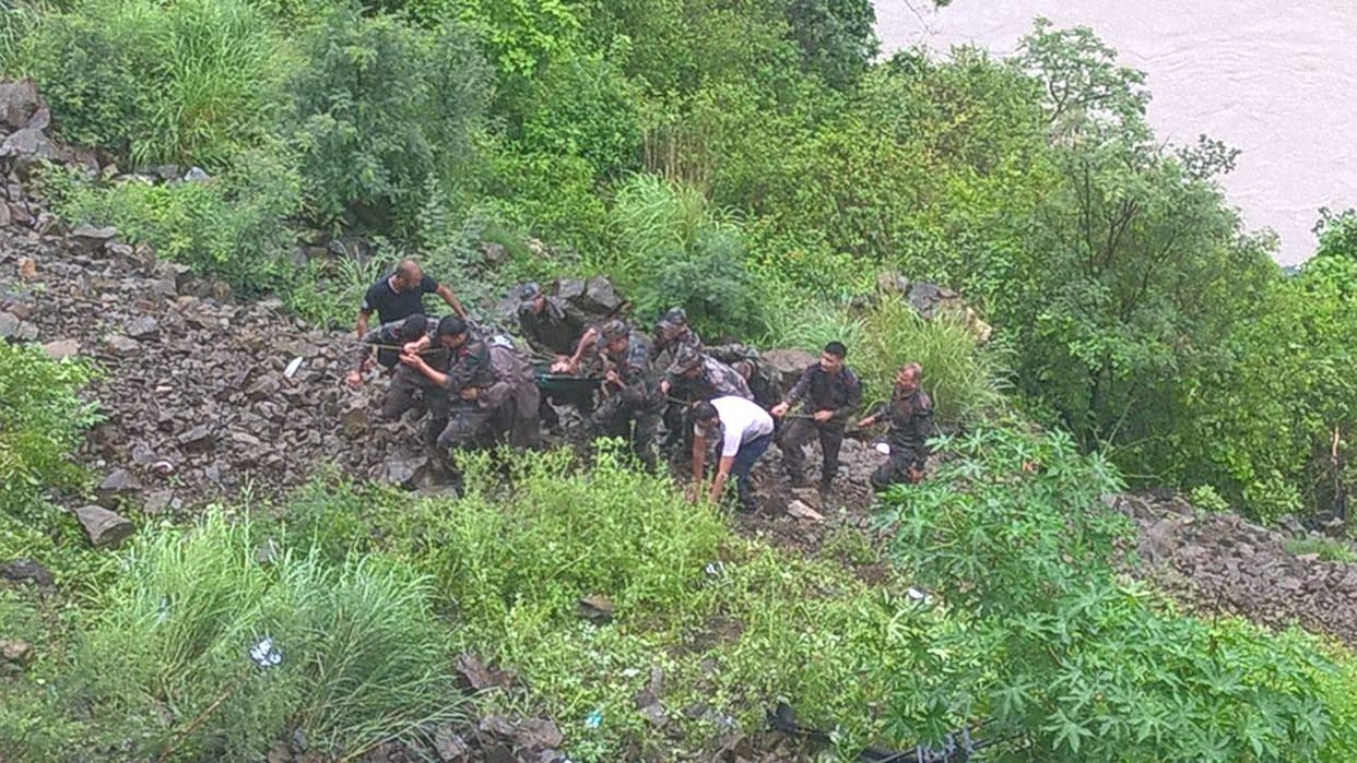 bolero fell into alaknanda river