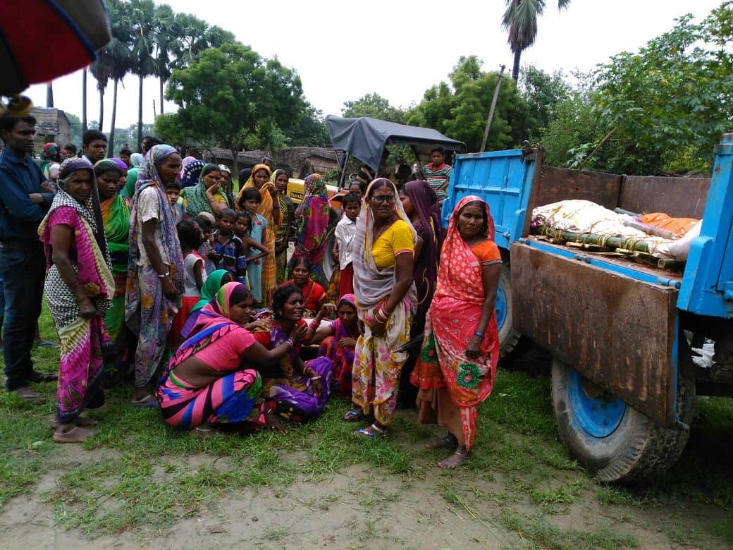 poisonous wine killed six person in azamgarh