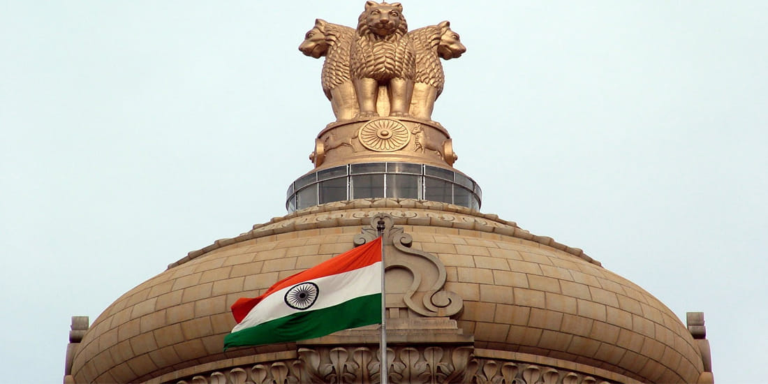 yogi goverment gives compulsory retirement to officials at fifty
