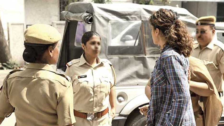 women police soldier narrated toilet story