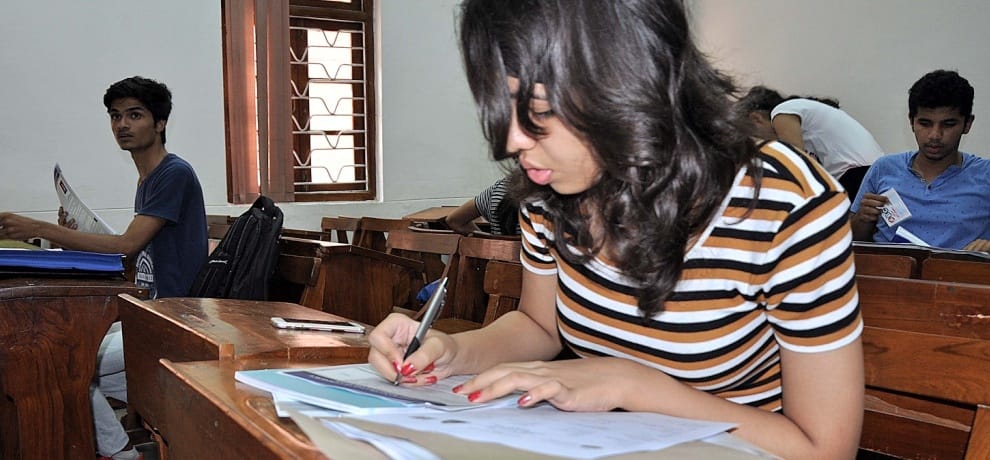 big relief for fail student in agra university