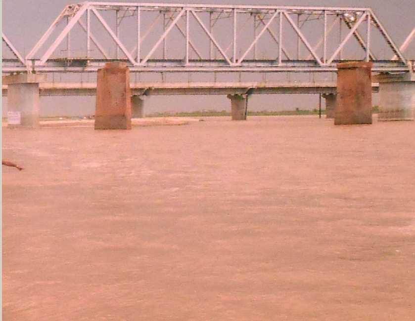10 thousand cusec water left in Ganga from Narora