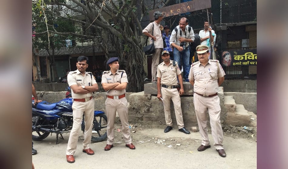 man adil who stabs aspiring air hostess in delhi use to drop her school 2 years ago