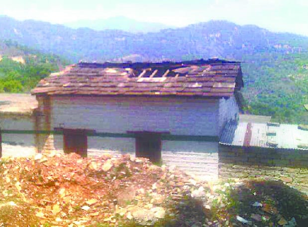 60 school buildings shabby in Pithoragarh