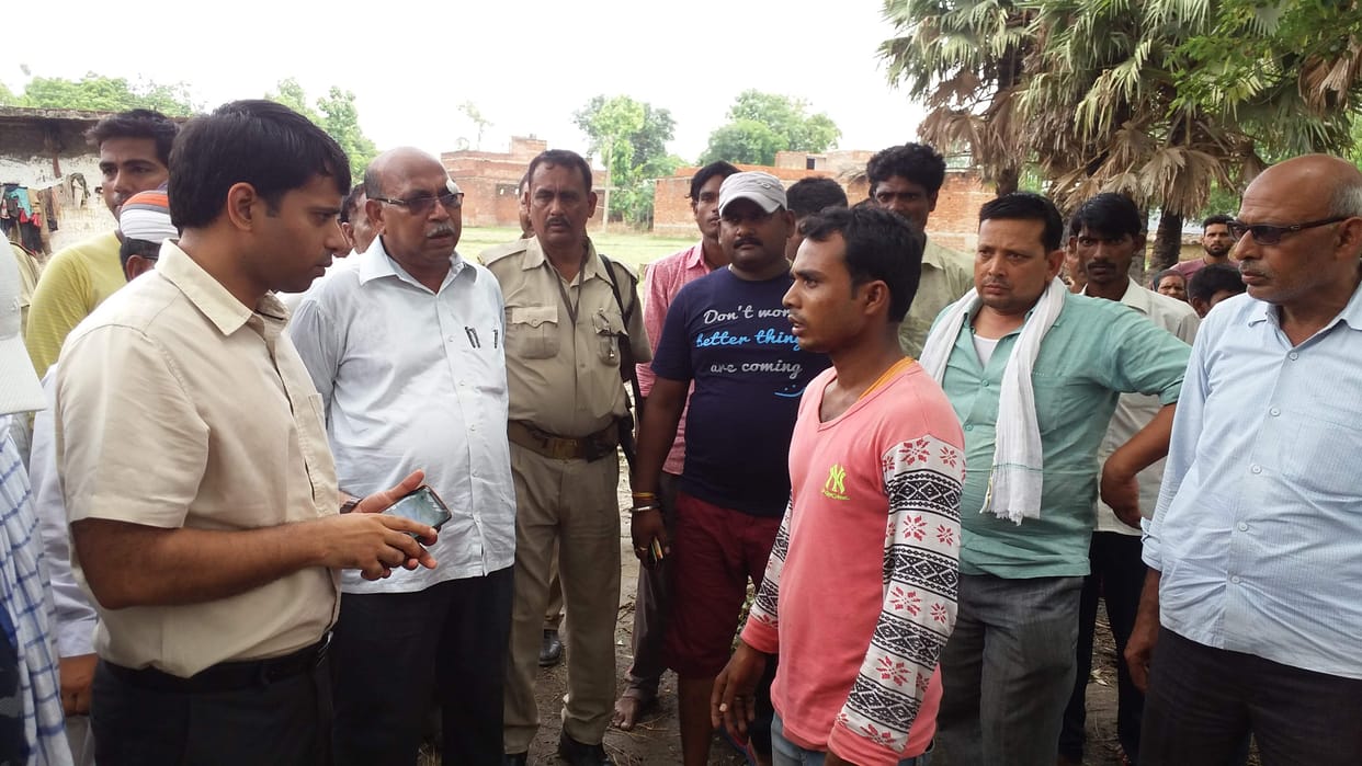 action wiould be taken against liquor mafia 