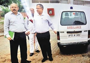 five doctors salary hold in district hospital