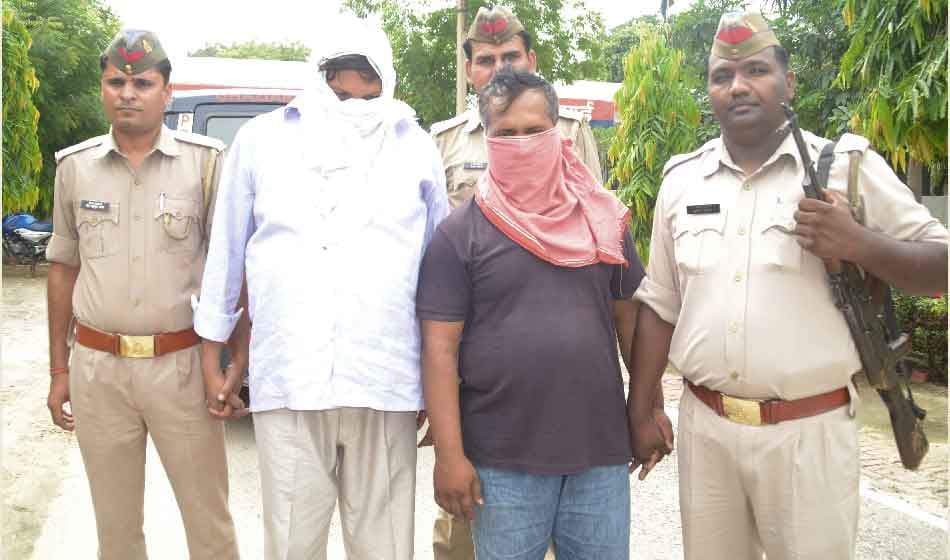 fake notes seized from ghaziabad and pak china connection made intelligence agency alert in delhi
