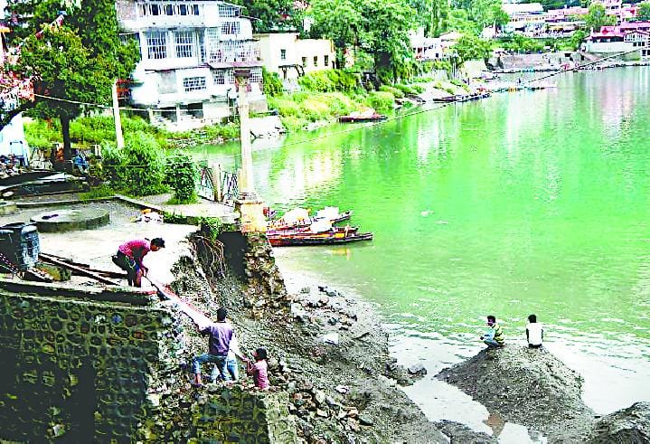 Heavy rain in Nainital