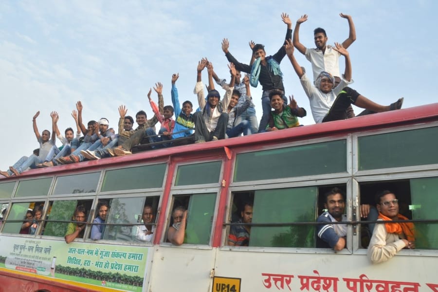 massive crowd in mudiya mela in goverdhan