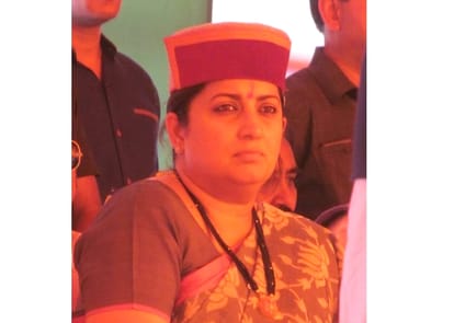 Smriti Irani Statement on Virbhadra Singh Goveronment at Chamba Rally.