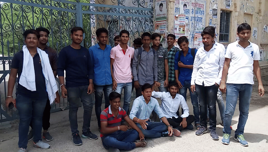student protest for seat increment in raj rishi university of alwar