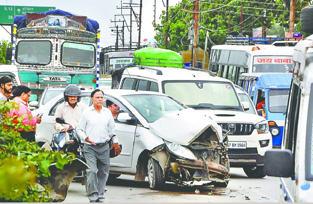 truck killed a police constable in dehradun 