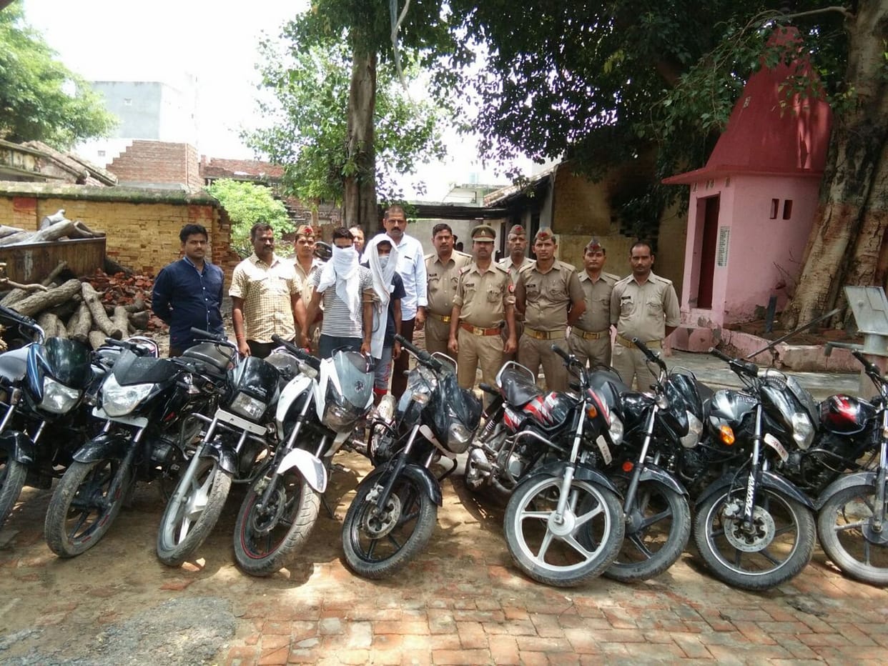Two autolifer arrested, ten bike recovered