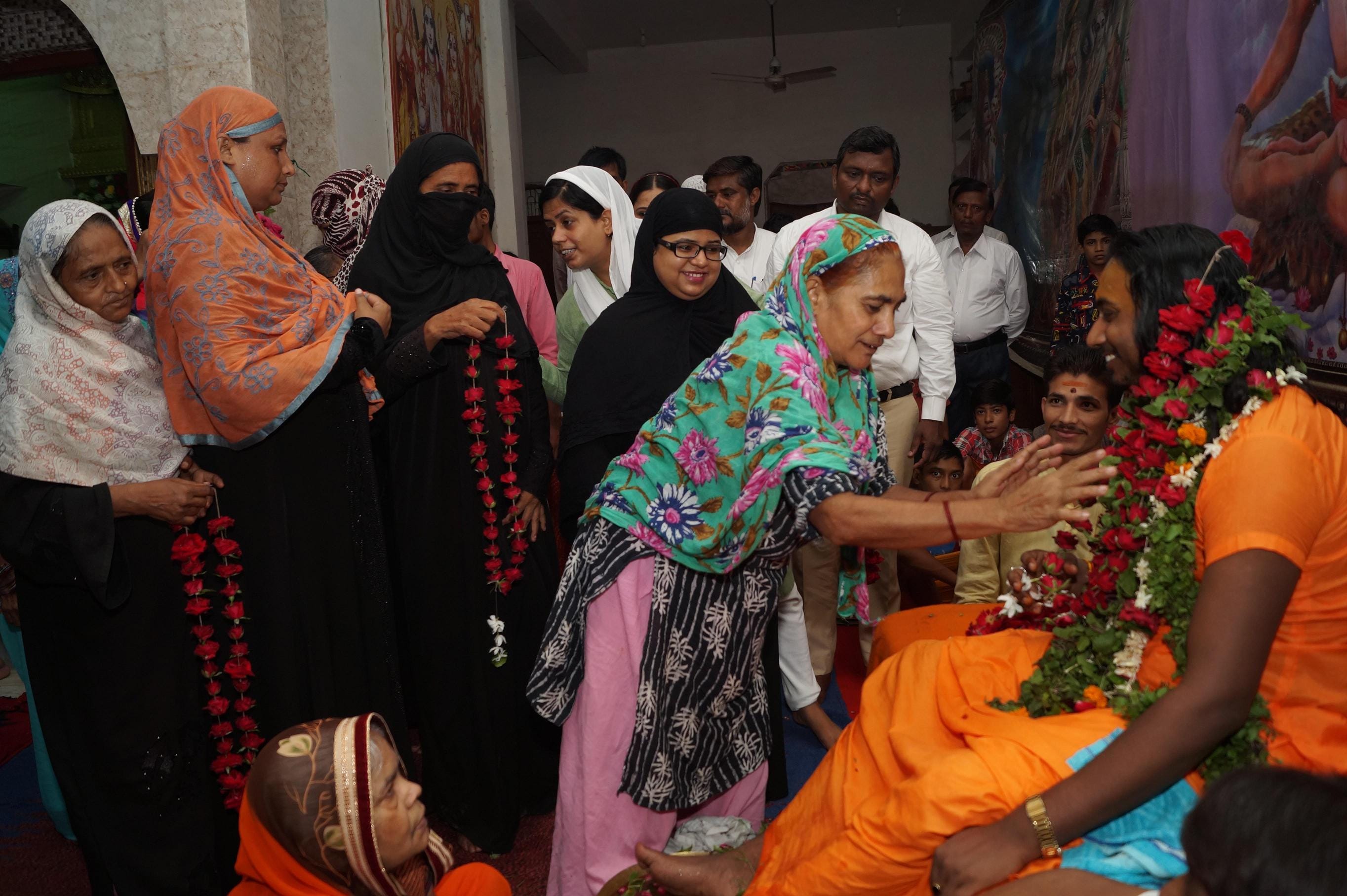 Guru Purnima Muslim community took their guru blessings in Varanasi